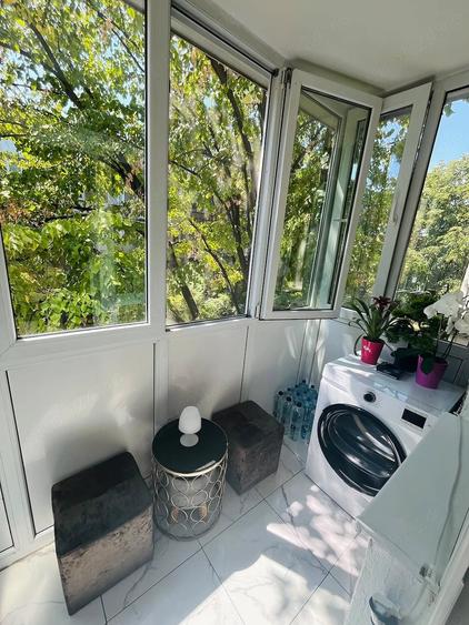 Apartament cu 3 camere semidecomandat în Dacia