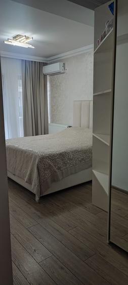 Apartament cu 4 camere decomandat, mobilat în Drumul Taberei