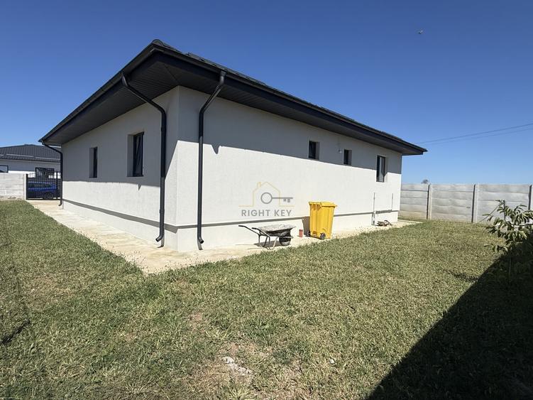 Casă individuală cu 5 camere cu Teren 500 Mp în Ciorogârla