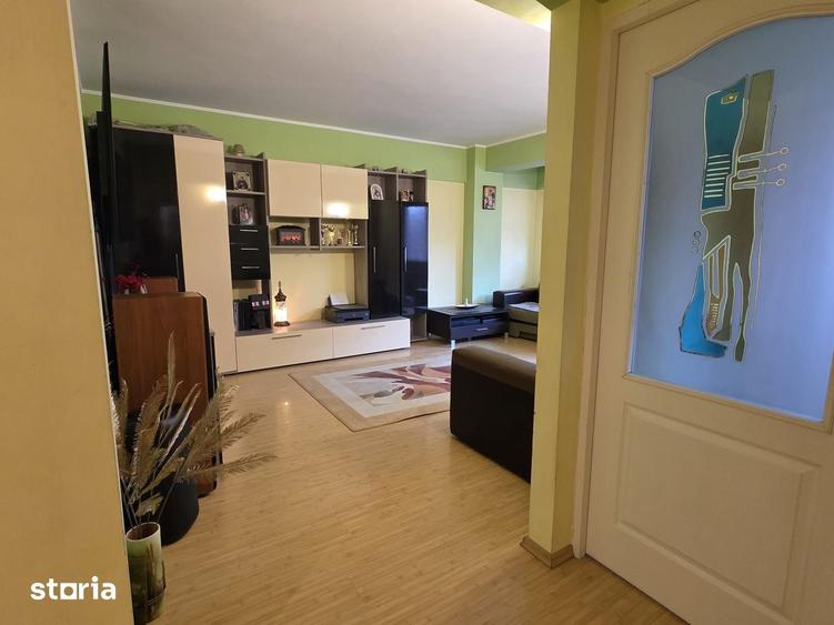 Apartament cu 2 camere decomandat, mobilat în Primo