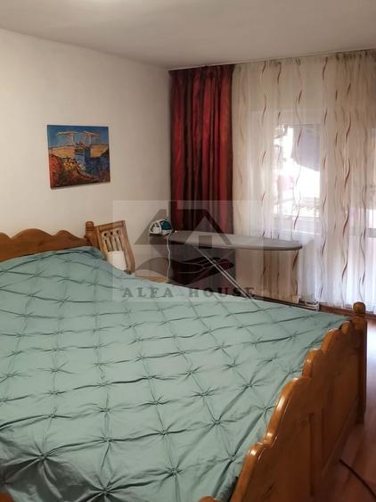 Apartament cu 3 camere decomandat, mobilat în Răcădău