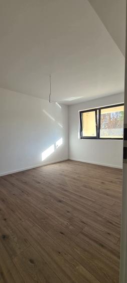 Apartament cu 3 camere decomandat în Țiglina 2