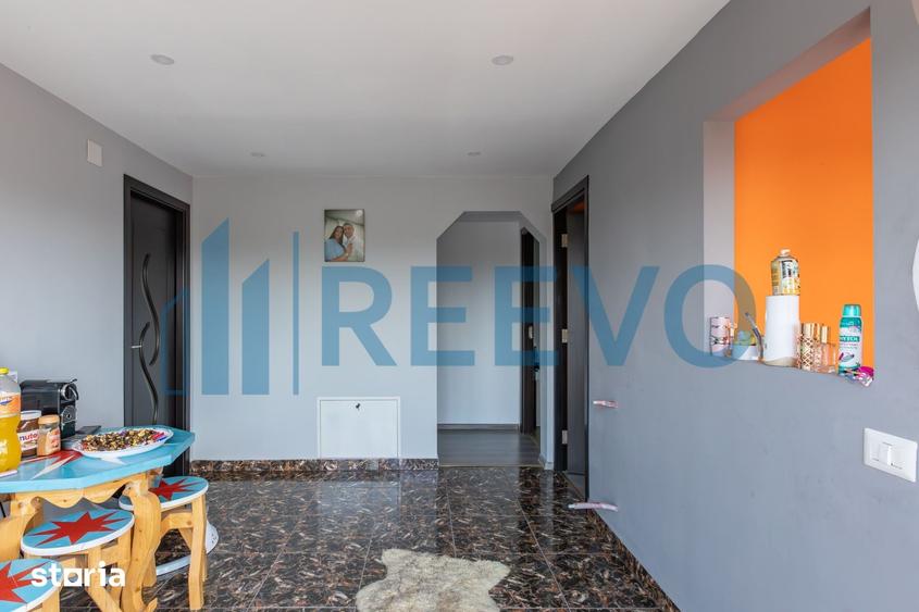 Casă cu 7 camere cu Teren 735 Mp în Letea Veche