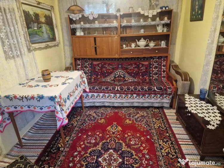 Casă cu 3 camere cu Teren 2100 Mp în Lunca