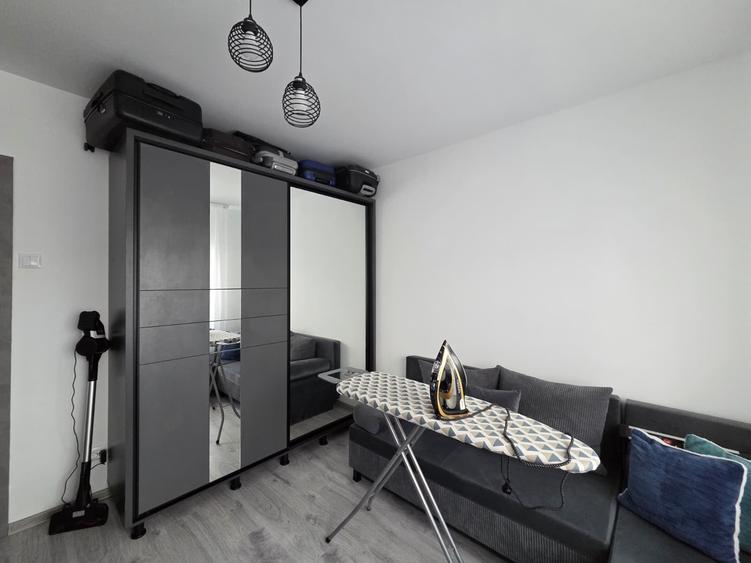 Apartament cu 3 camere în Alexandru cel Bun