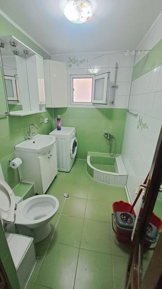 Apartament cu 2 camere decomandat în Călărași