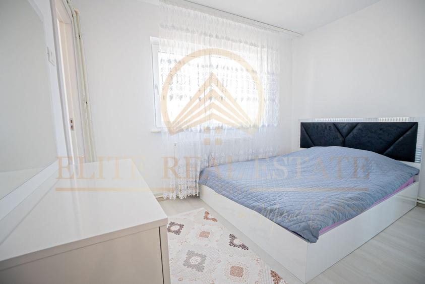 Apartament cu 3 camere decomandat, mobilat în Casa de Cultură
