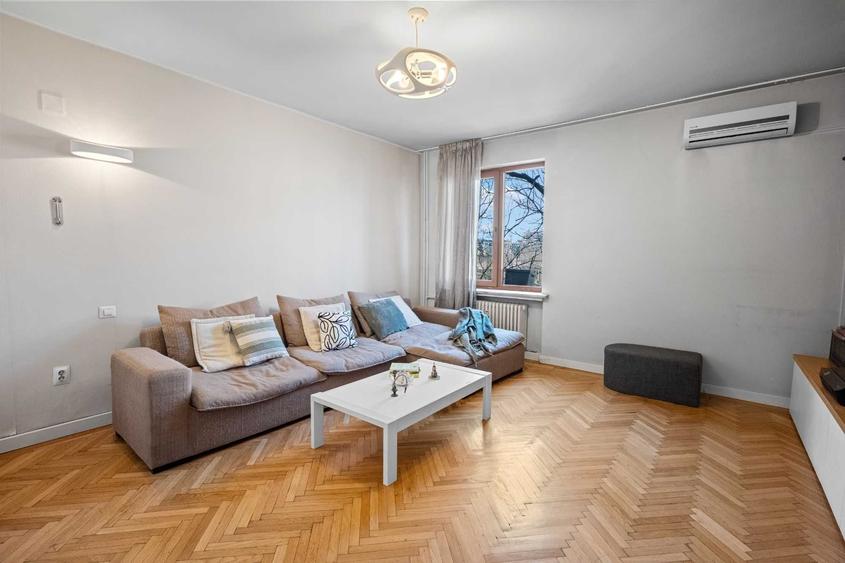 Apartament cu 2 camere decomandat în Panduri