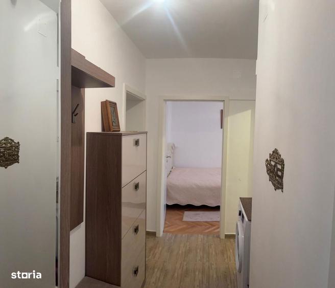 Apartament cu 2 camere decomandat, mobilat în Centrul Civic