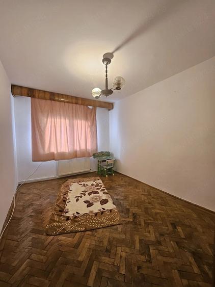 Apartament cu 3 camere decomandat în Exercițiu