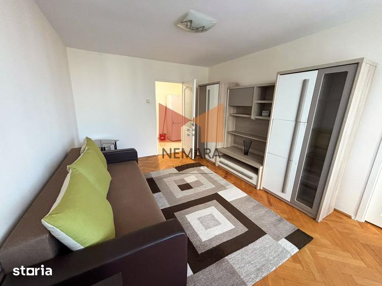 Apartament cu 2 camere decomandat în Dâmbu Pietros