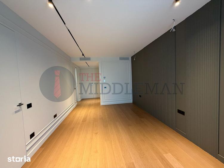 Apartament cu 4 camere în Primăverii