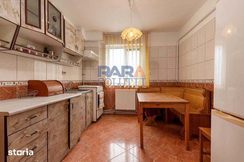 Apartament cu 3 camere în Est