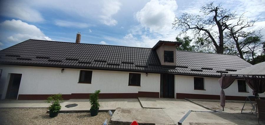 Casă cu 3 camere în Rotbav