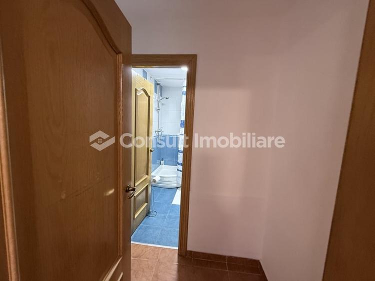 Apartament cu 4 camere semidecomandat, mobilat în Someșeni