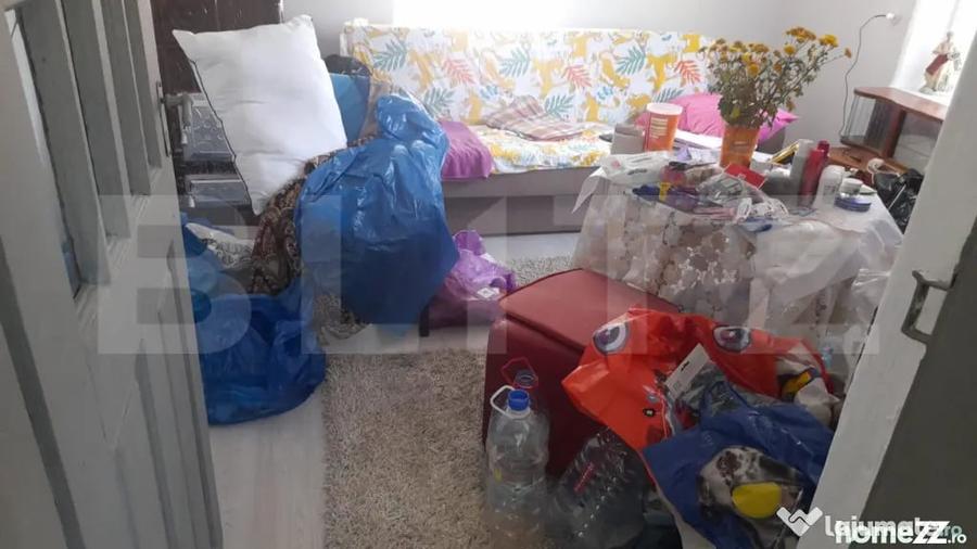 Casă cu 2 camere cu Teren 1437 Mp în Central