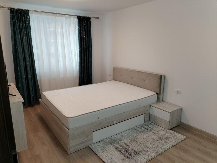 Apartament cu 2 camere decomandat în Exterior Vest