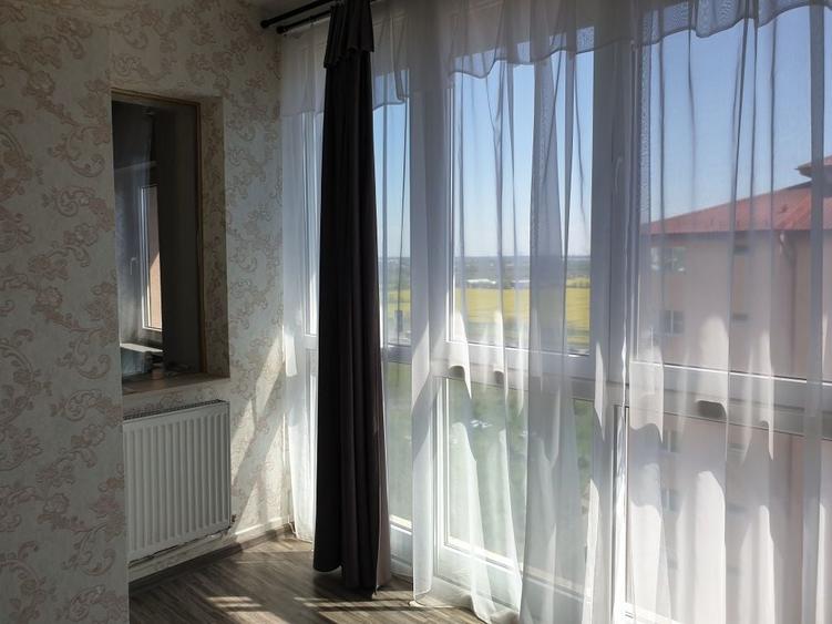 Apartament cu 4 camere semidecomandat în Central