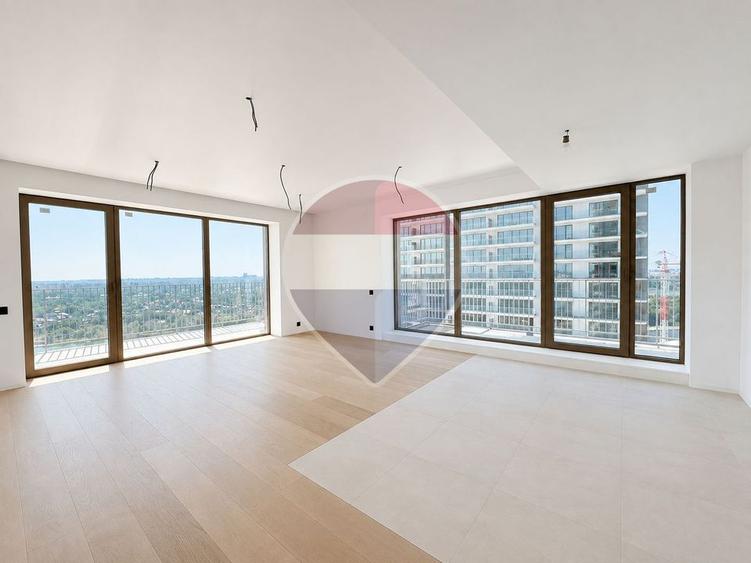 Apartament cu 4 camere decomandat în Pipera