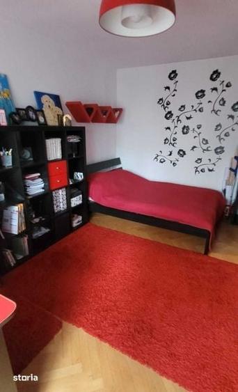 Apartament cu 3 camere decomandat în Rahova