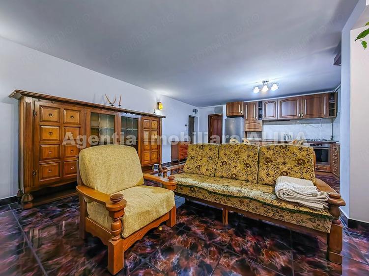 Apartament cu 3 camere semidecomandat în Împăratul Traian