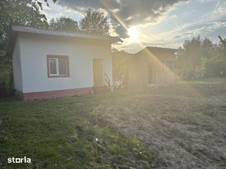 Casă cu 1 camere cu Teren 1291 Mp în Bănești