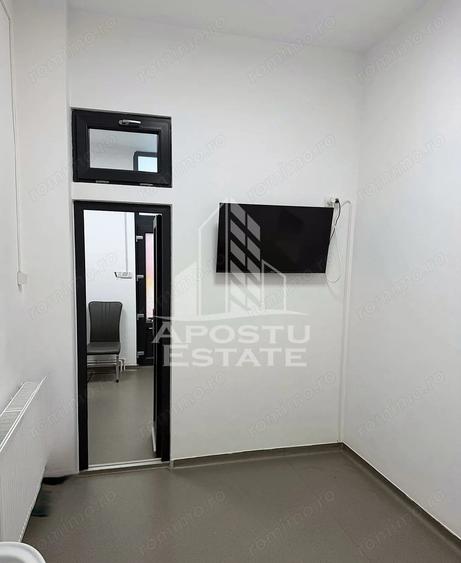 Spațiu comercial, de 75 mp, în P-ța Gării