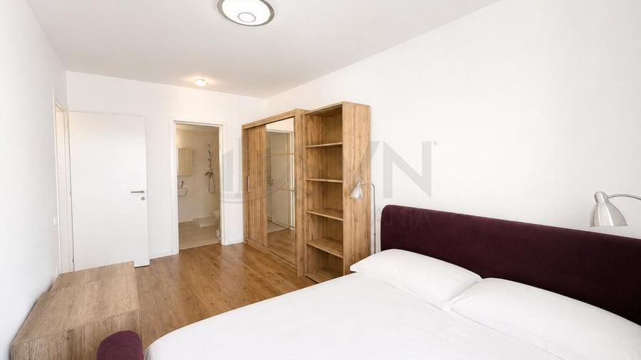 Apartament cu 3 camere decomandat în Lujerului
