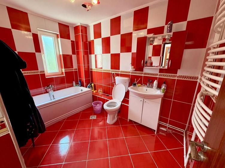 Apartament cu 2 camere în Runcu
