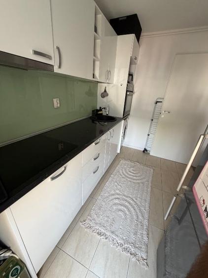 Apartament cu 2 camere semidecomandat, mobilat în Ștefăneștii de Jos