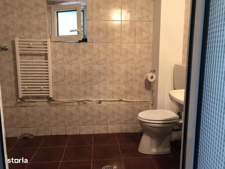 Spațiu comercial, de 50 mp, în Central