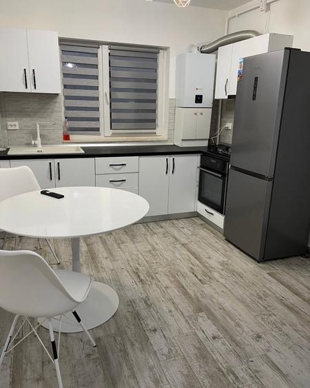 Apartament cu 2 camere în Apărătorii Patriei