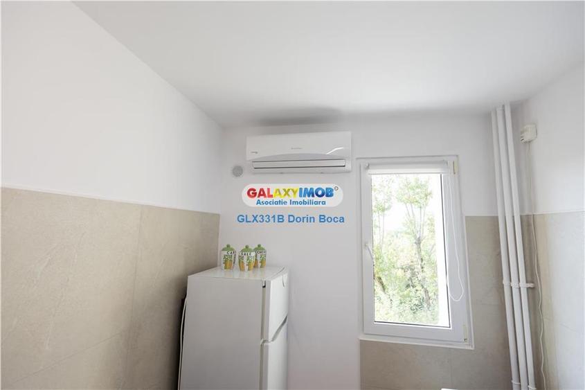 Apartament cu 2 camere decomandat, mobilat în Titan
