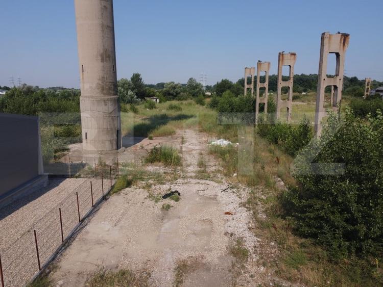 Teren Construcții intravilan de 28760 mp, în Titu