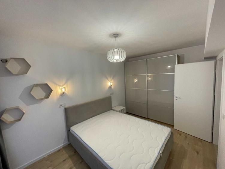 Apartament cu 2 camere în Barbu Văcărescu