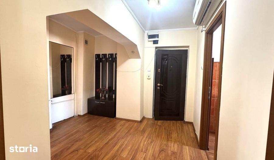 Apartament cu 3 camere decomandat în Cantacuzino