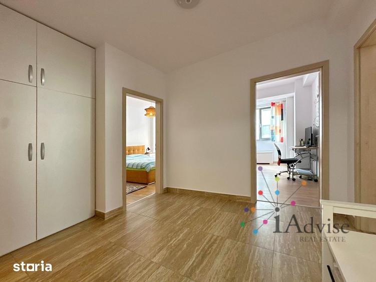 Apartament cu 3 camere decomandat, mobilat în Central