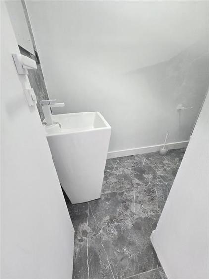 Spațiu comercial, de 190 mp, în Ultracentral