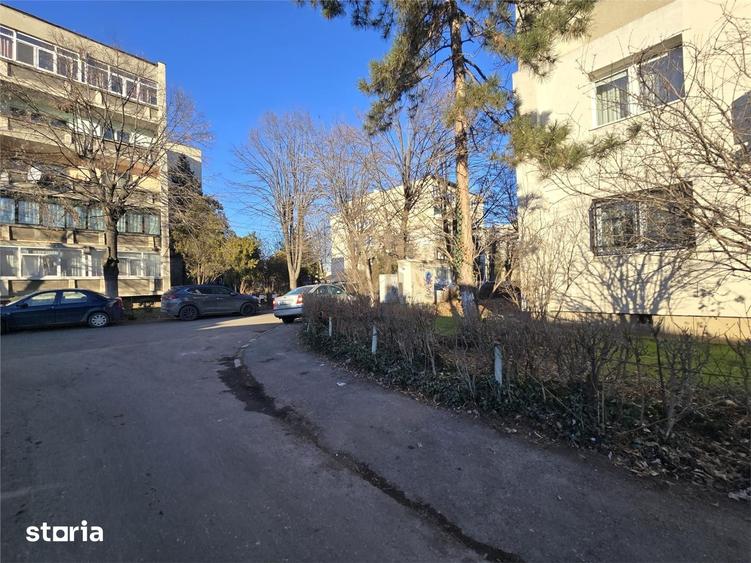 Apartament cu 2 camere semidecomandat în Sud