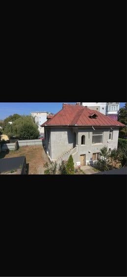 Vand conac istoric/casa/pensiune /380 mp utili /zona A /Urlati /toate utilitatile /Direct proprietar /demisol /parter/mansarda 3 intrari din 3 strazi - 8