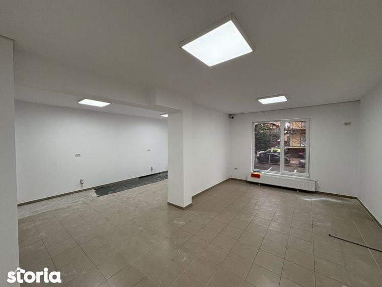 Spațiu comercial, de 215 mp, în Chiajna