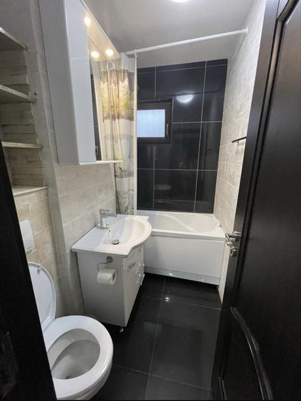 Apartament cu 2 camere decomandat în Tătărași