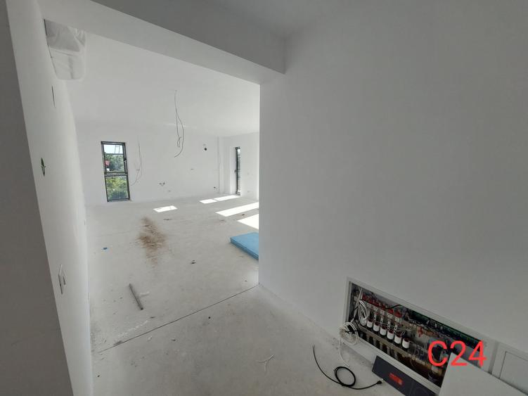 Apartament cu 2 camere decomandat în Sisești