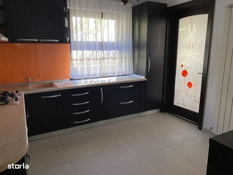 Casă cu 4 camere cu Teren 521 Mp în Bucium