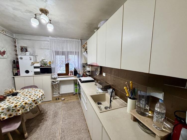 Apartament cu 3 camere decomandat în Brăilei