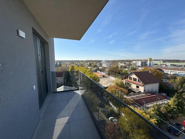 Apartament cu 3 camere semidecomandat în Străulești
