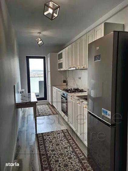 Apartament cu 3 camere semidecomandat în Mănăștur