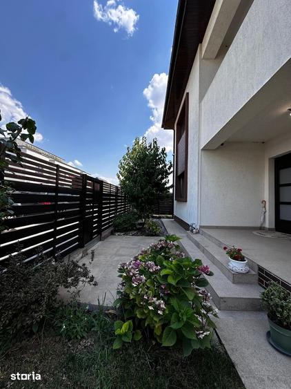 Casa -curte amenajata 400mp-panouri solare- NEMOBILATA-personalizare - 1