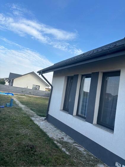 Casă cu 3 camere cu Teren 500 Mp în Central