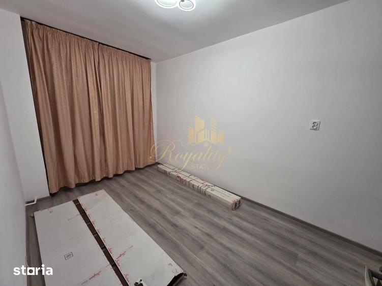 Apartament cu 5 camere decomandat în Girocului